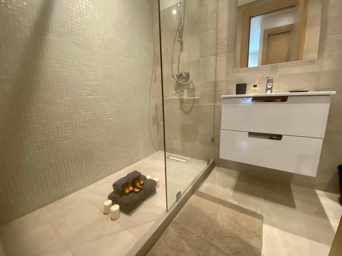 Appartement confortable et ensoleillé, belle vue Casablanca Esterno foto