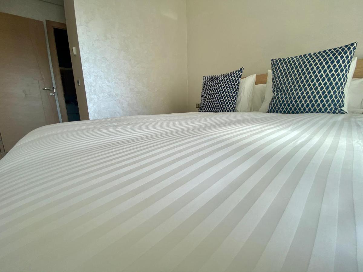 Appartement confortable et ensoleillé, belle vue Casablanca Esterno foto